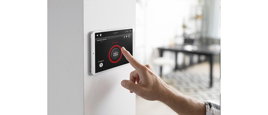 La sicurezza in casa nel 2026 è diventata invisibile, intelligente e sempre più lifestyle